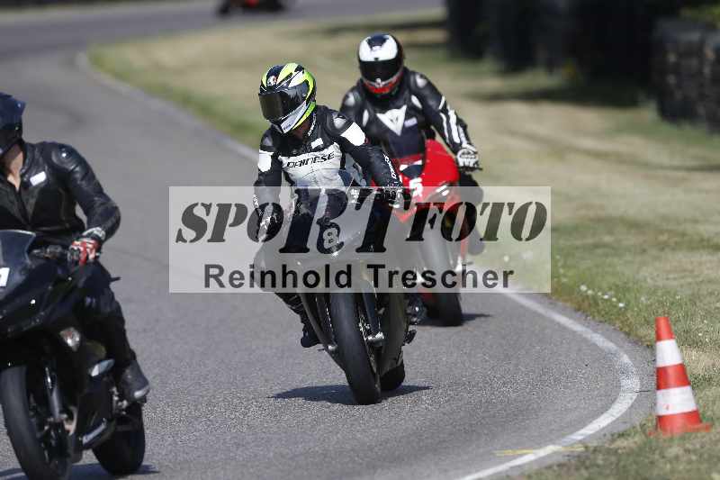 /21 17.06.2026  Ducati Schweiz Track Warmup ADR/Gruppe blau/8